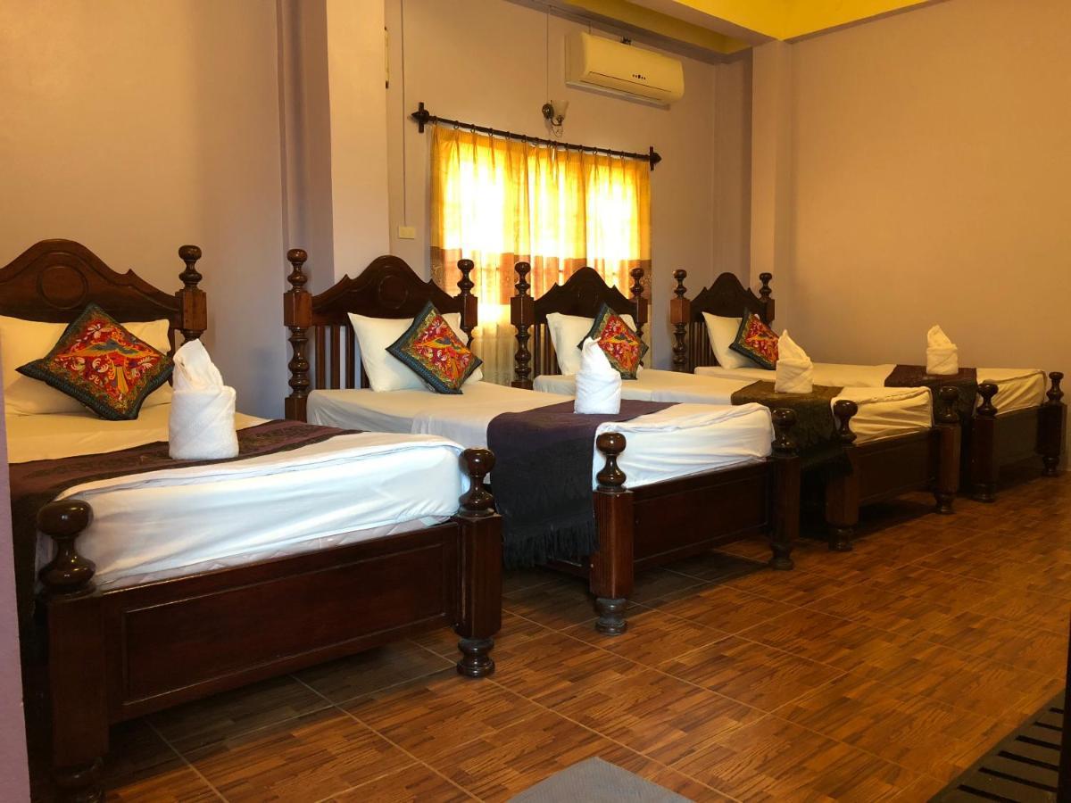 Soutjai Guesthouse & Restaurant Vang Vieng Exterior photo