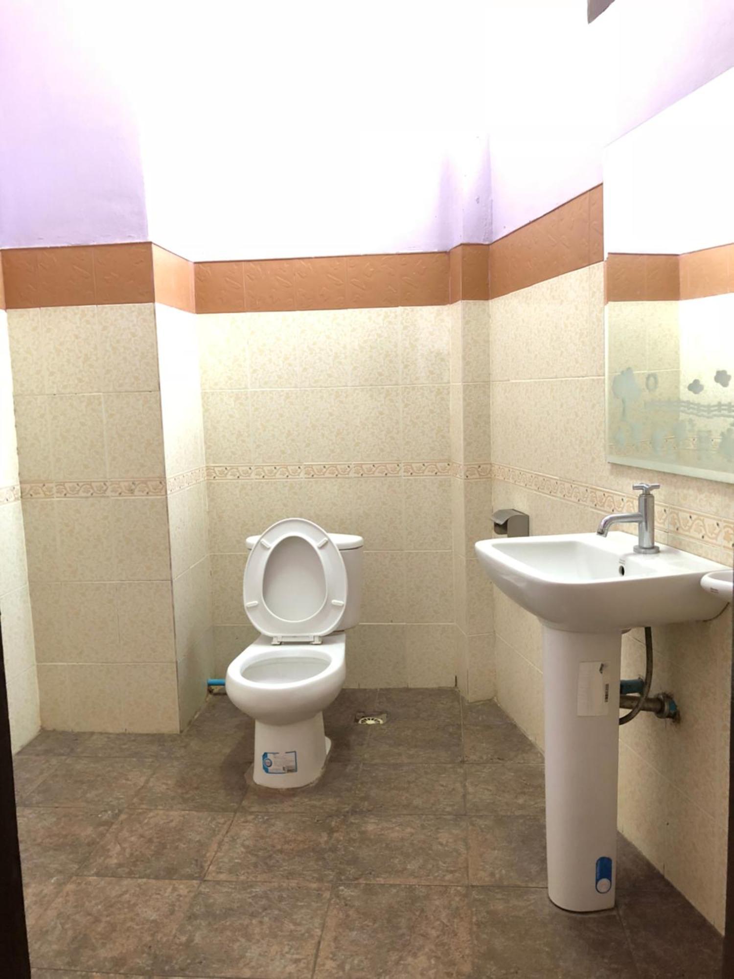 Soutjai Guesthouse & Restaurant Vang Vieng Exterior photo